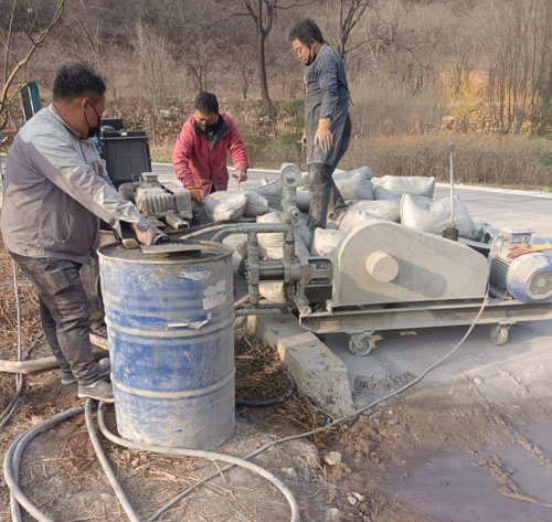 连山路面下沉注浆